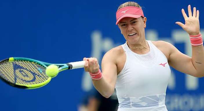 Japanese trio advances into next round of qualifying